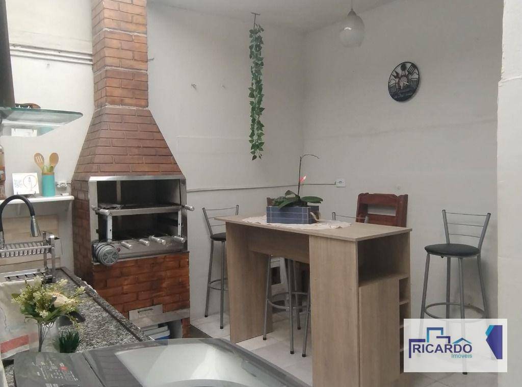 Sobrado à venda com 3 quartos, 116m² - Foto 2