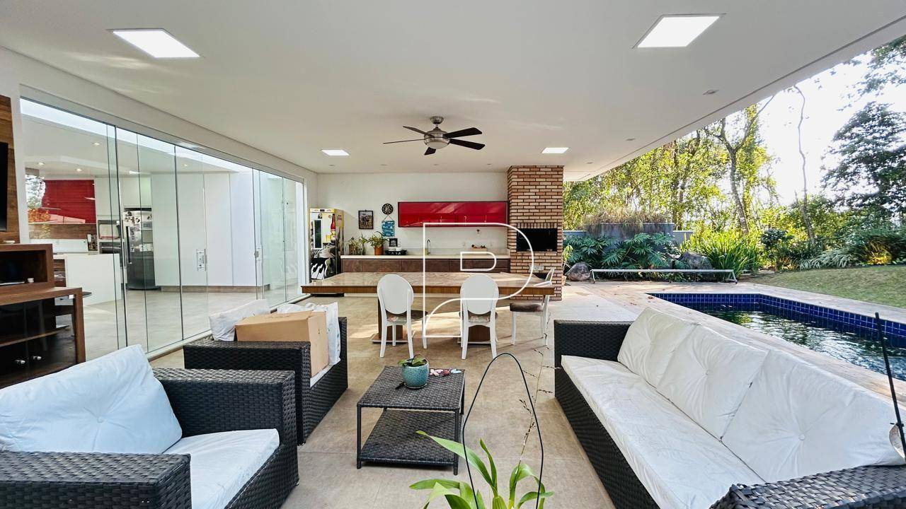 Casa de Condomínio, 4 quartos - Foto 1