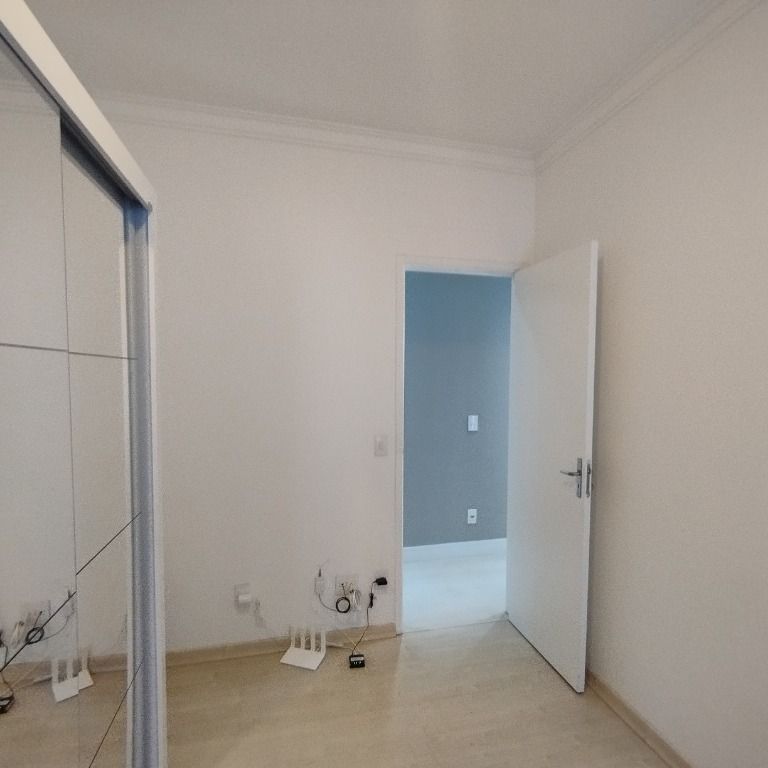 Apartamento à venda com 2 quartos, 45m² - Foto 16