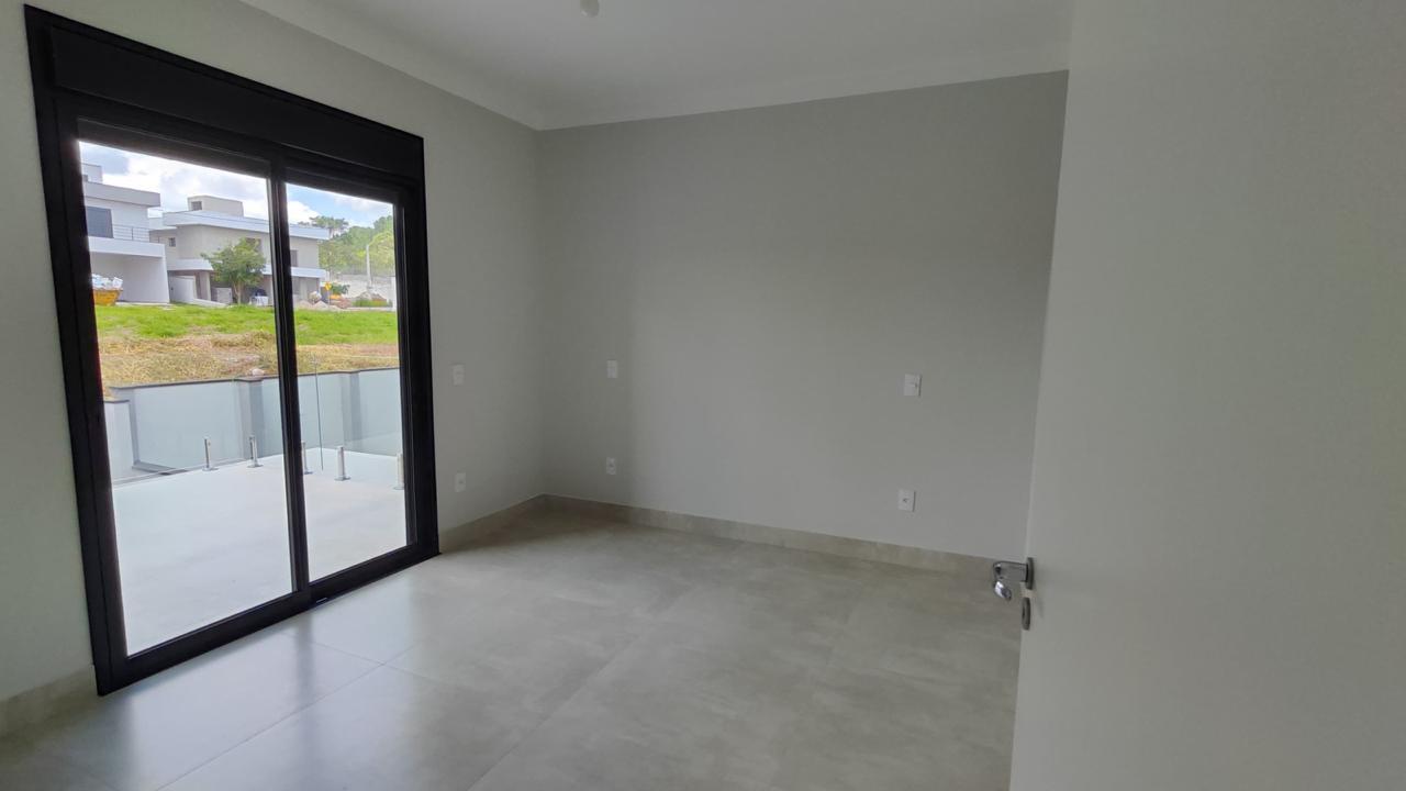 Casa de Condomínio à venda com 3 quartos, 240m² - Foto 15