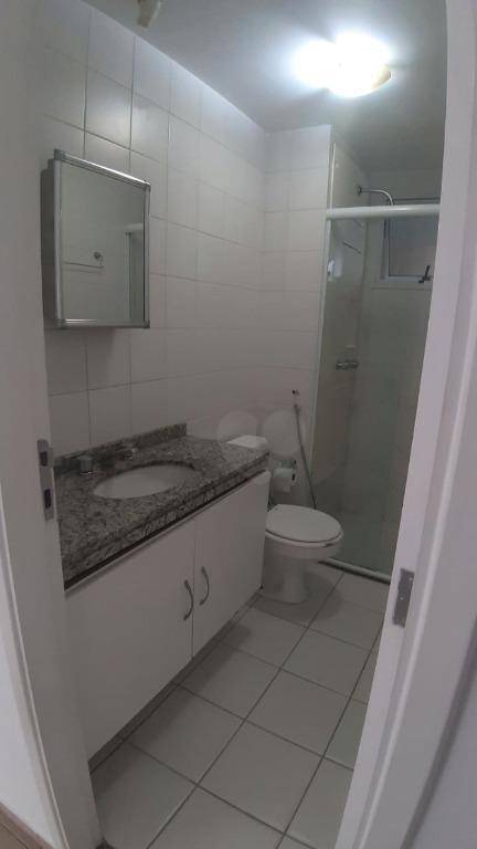 Apartamento para alugar com 2 quartos, 78m² - Foto 11