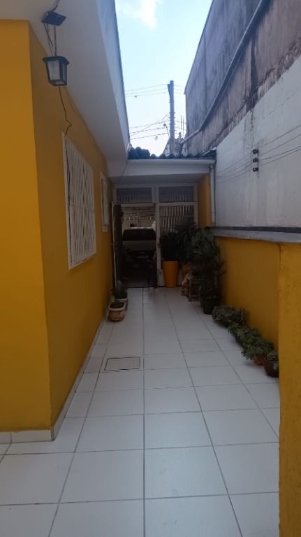 Casa à venda com 2 quartos, 180m² - Foto 13