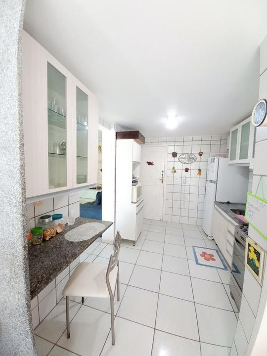 Apartamento à venda com 3 quartos, 98m² - Foto 9