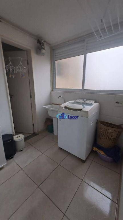 Apartamento à venda com 3 quartos, 115m² - Foto 4