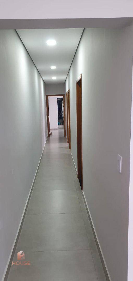 Casa à venda com 3 quartos, 200m² - Foto 9