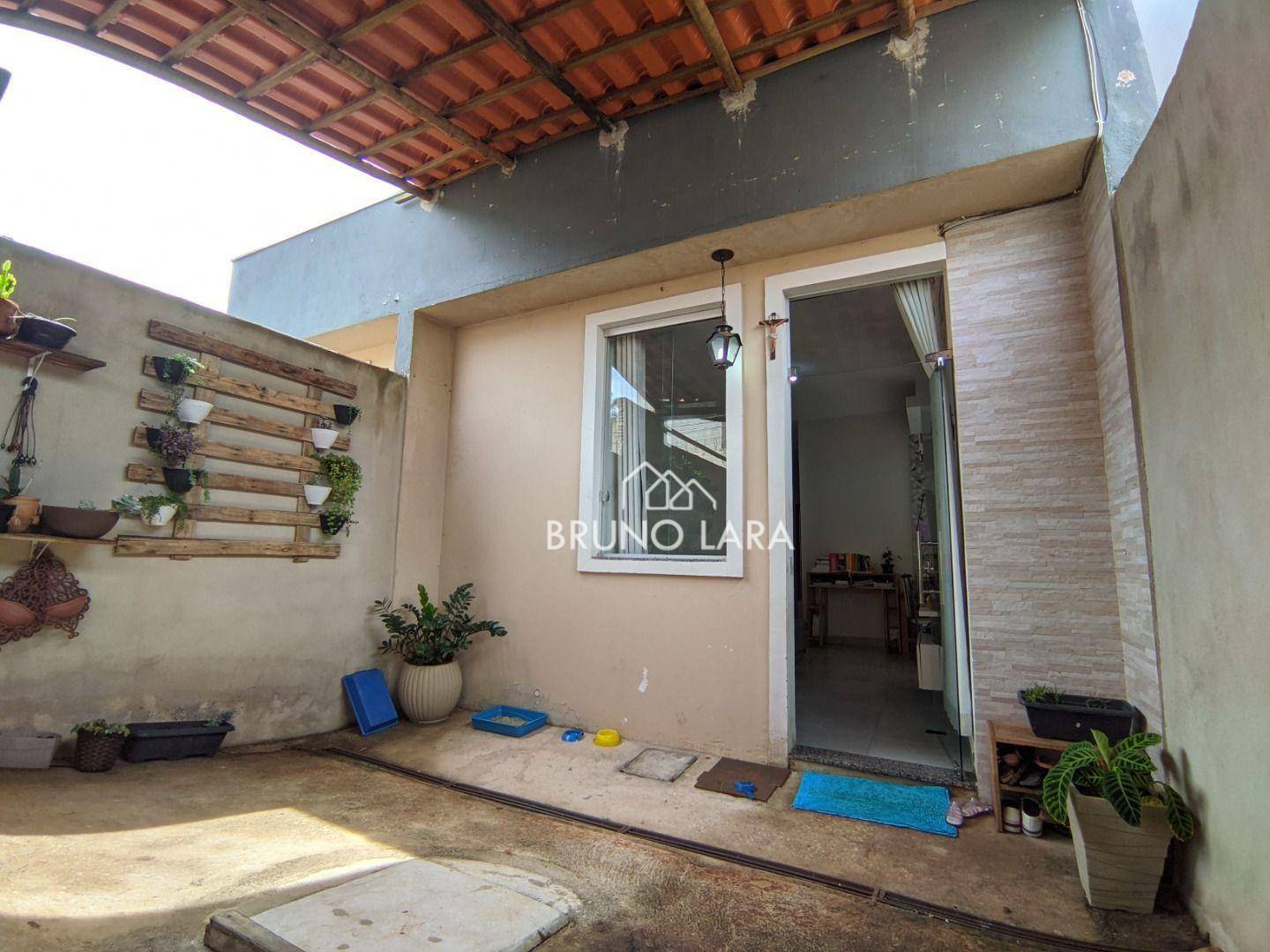 Casa à venda com 2 quartos, 54m² - Foto 13