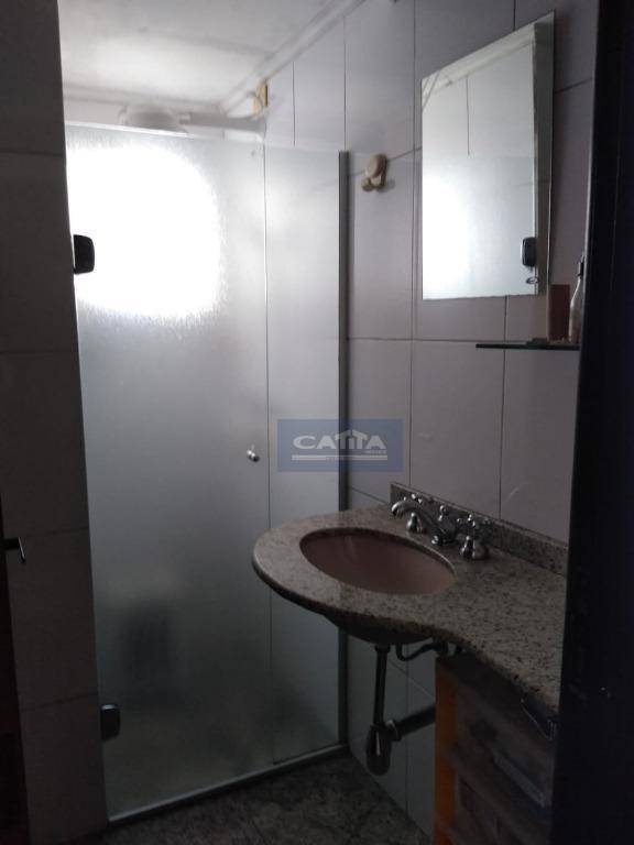 Apartamento à venda com 2 quartos, 68m² - Foto 24