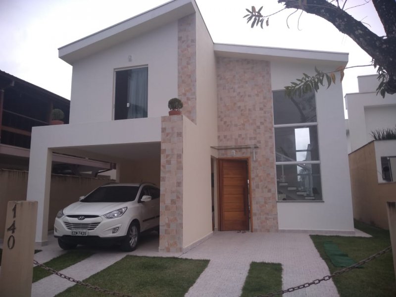 Casa de Condomínio à venda com 3 quartos, 50m² - Foto 2