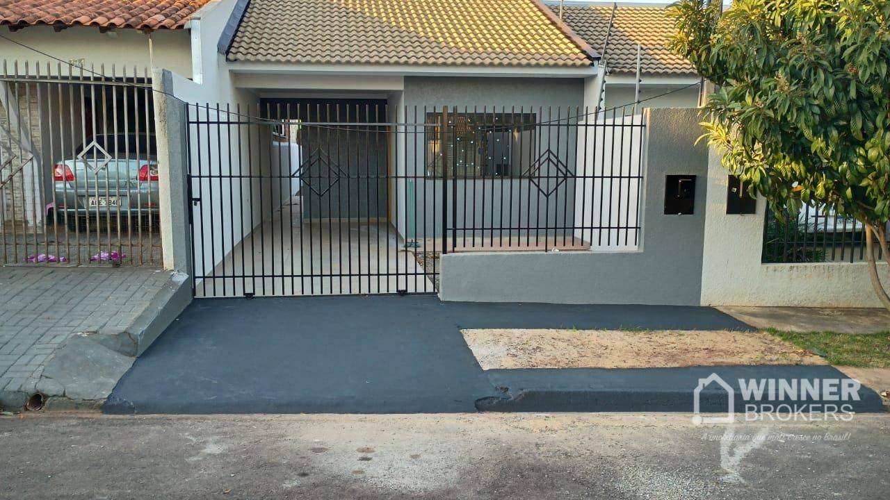 Casa à venda com 2 quartos, 65m² - Foto 1