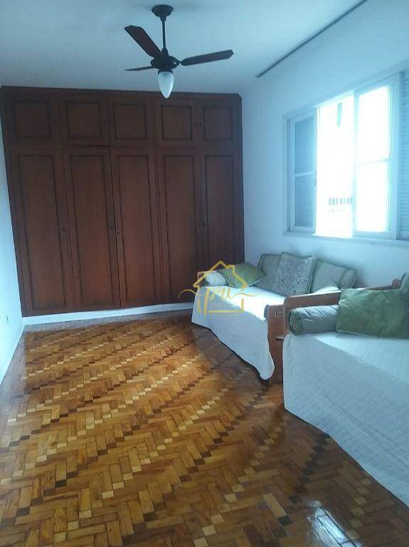 Casa à venda com 4 quartos, 200m² - Foto 15