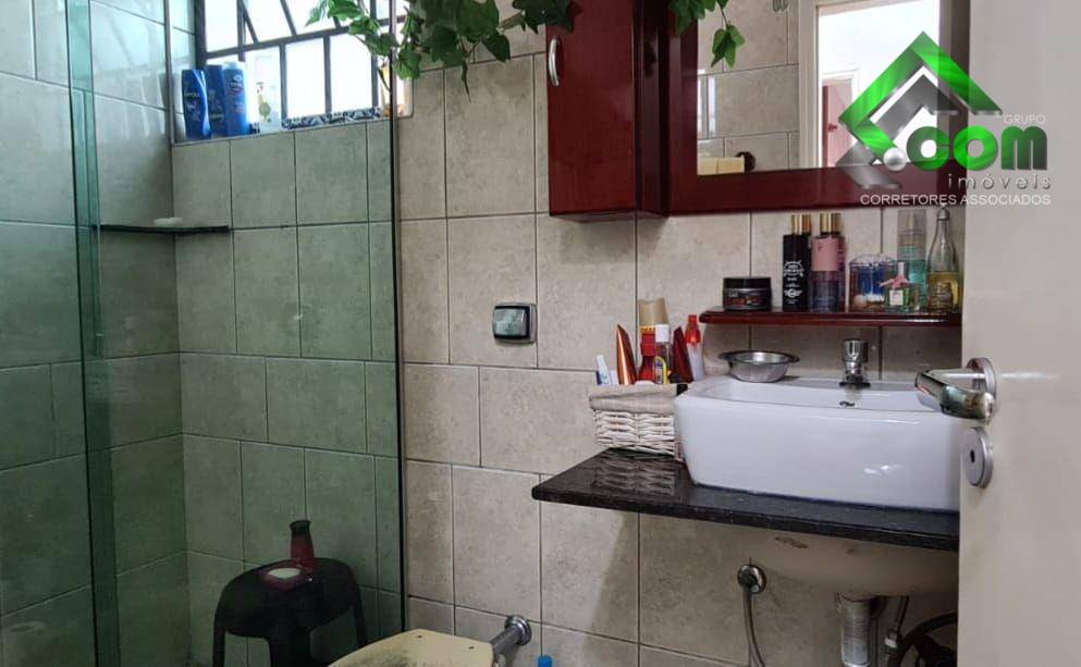 Casa à venda com 3 quartos, 180m² - Foto 15