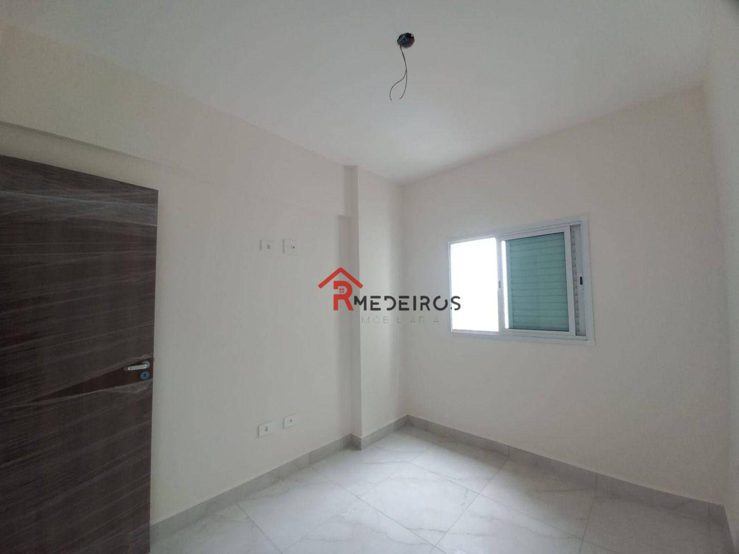 Apartamento à venda com 2 quartos, 70m² - Foto 19