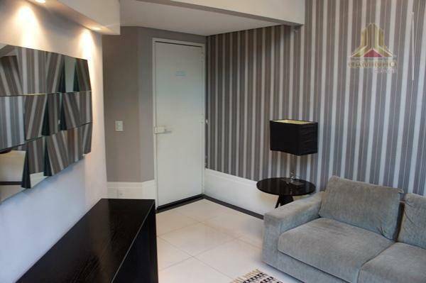 Apartamento à venda com 2 quartos, 85m² - Foto 12