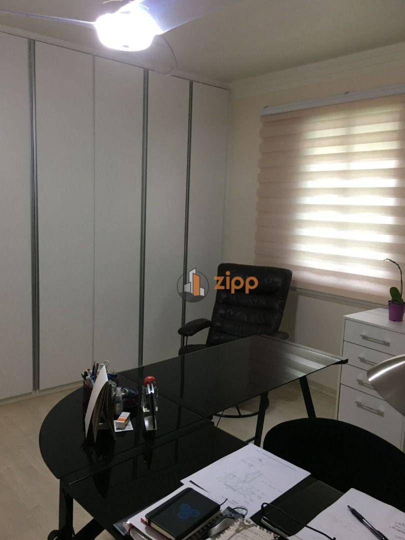 Sobrado à venda com 4 quartos, 250m² - Foto 15