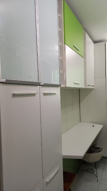 Apartamento para alugar com 2 quartos, 54m² - Foto 9