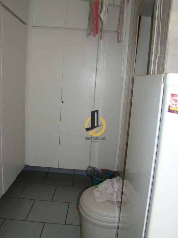 Apartamento à venda com 4 quartos, 235m² - Foto 30