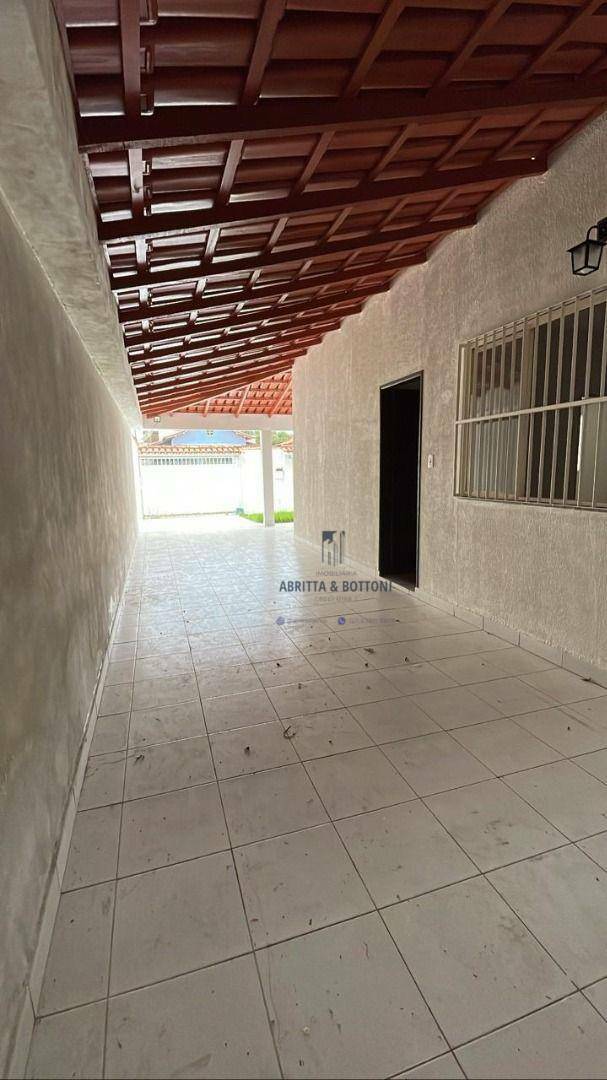 Casa à venda com 3 quartos, 210m² - Foto 5