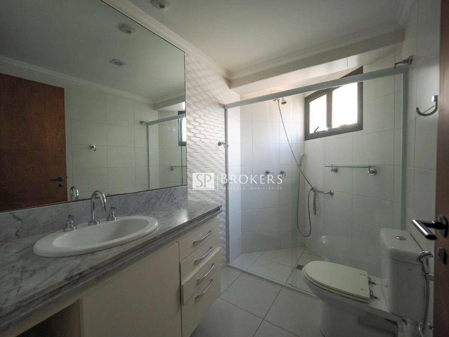 Apartamento à venda com 4 quartos, 226m² - Foto 32