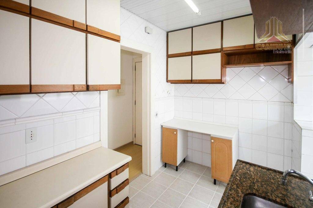 Apartamento à venda com 2 quartos, 71m² - Foto 2