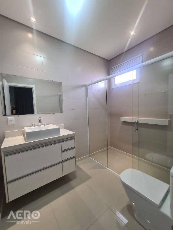 Casa de Condomínio à venda com 3 quartos, 222m² - Foto 38