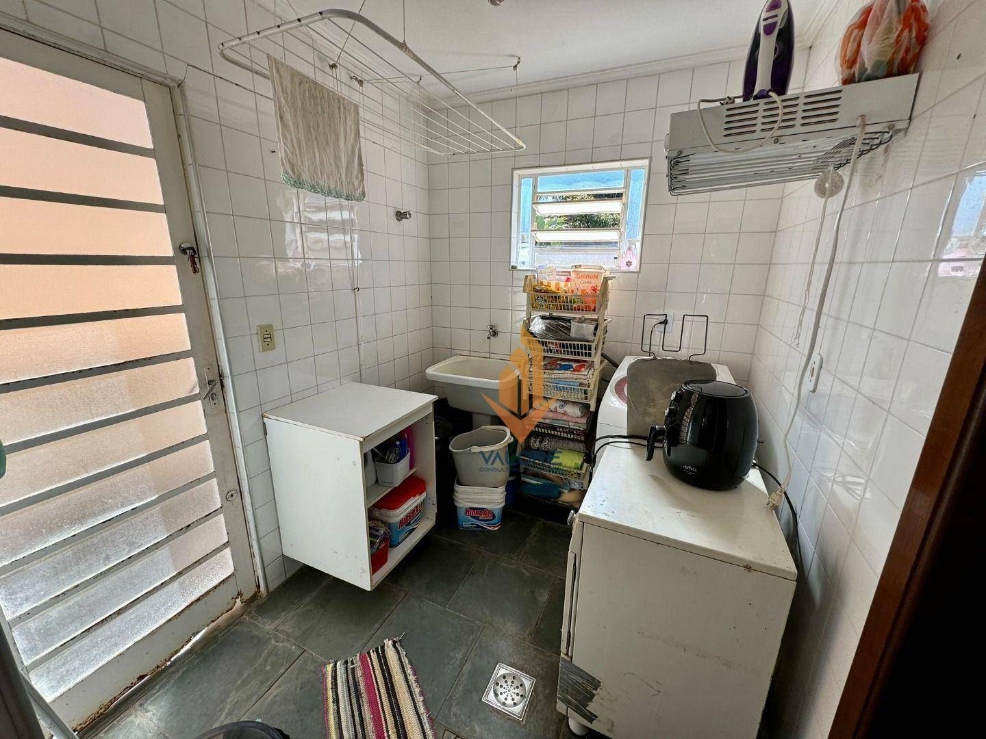 Casa à venda com 3 quartos, 166m² - Foto 27