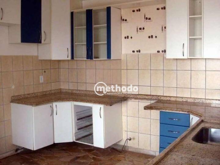 Casa de Condomínio à venda com 3 quartos, 300m² - Foto 11