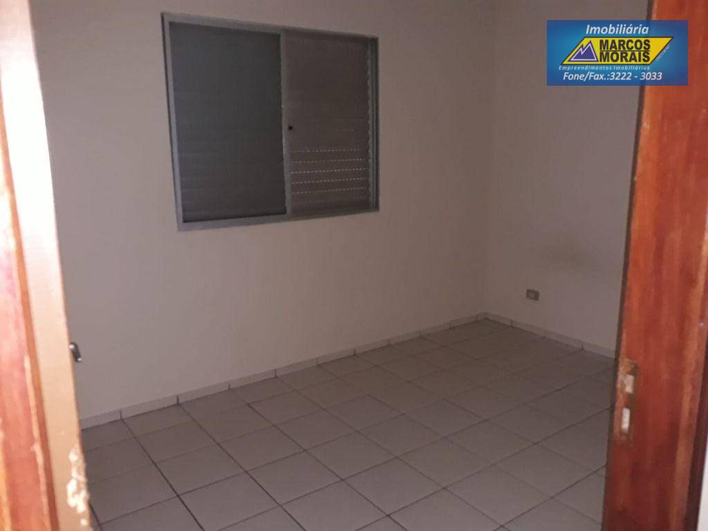 Apartamento à venda com 2 quartos, 47m² - Foto 3