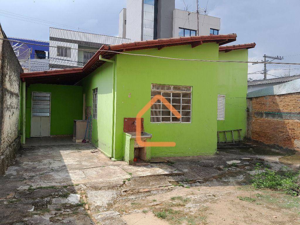 Casa à venda com 3 quartos, 100m² - Foto 14