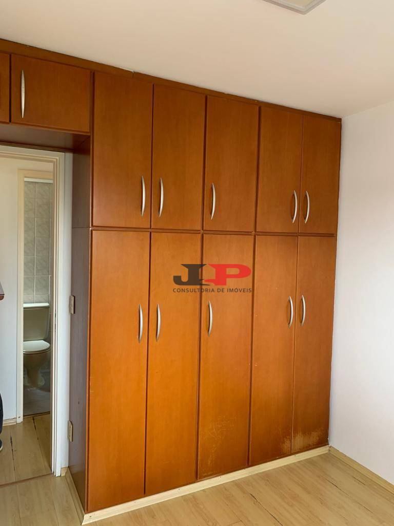 Apartamento para alugar com 2 quartos, 58m² - Foto 4