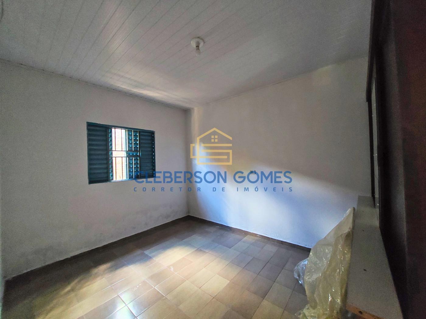 Casa à venda com 2 quartos, 360m² - Foto 18