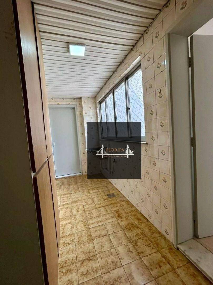 Apartamento à venda com 4 quartos, 155m² - Foto 36