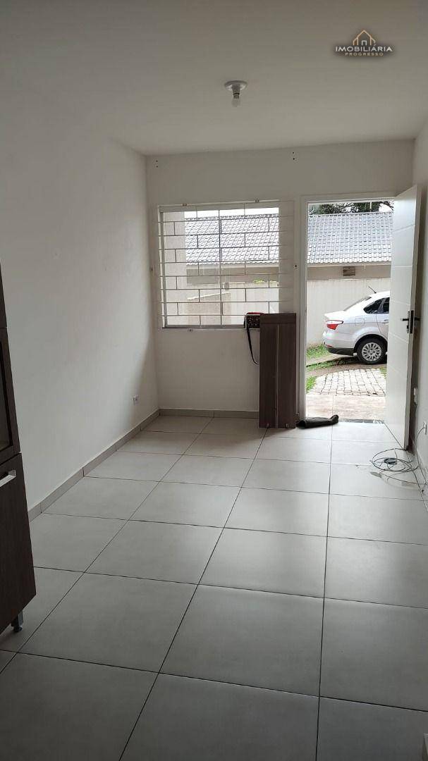 Casa à venda com 2 quartos, 50m² - Foto 9