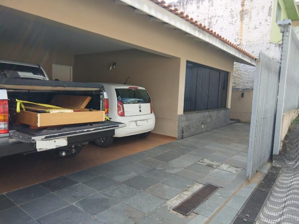 Casa à venda e aluguel com 3 quartos, 300m² - Foto 41