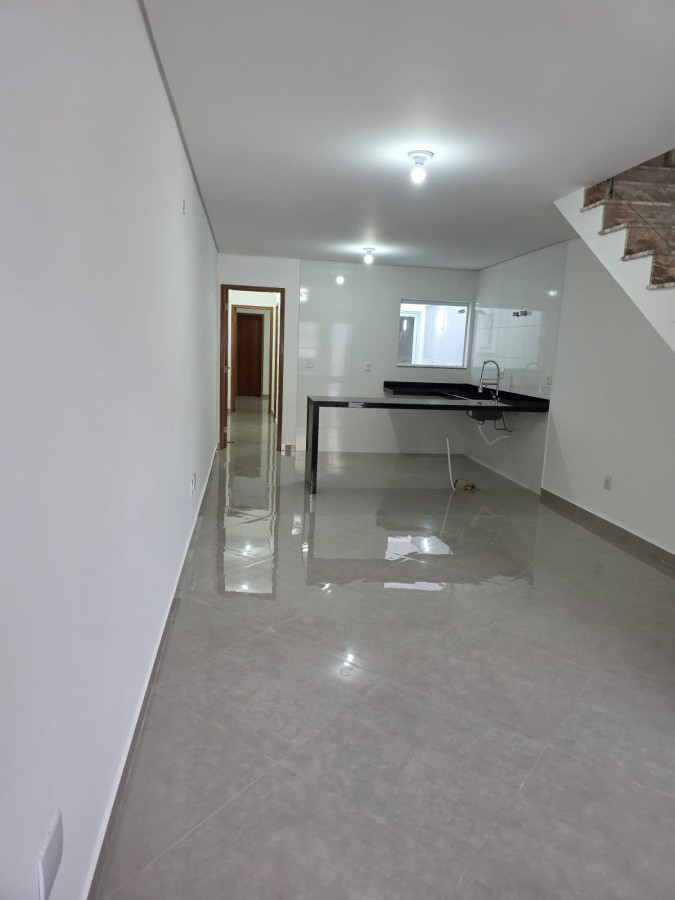 Sobrado à venda com 3 quartos, 125m² - Foto 2