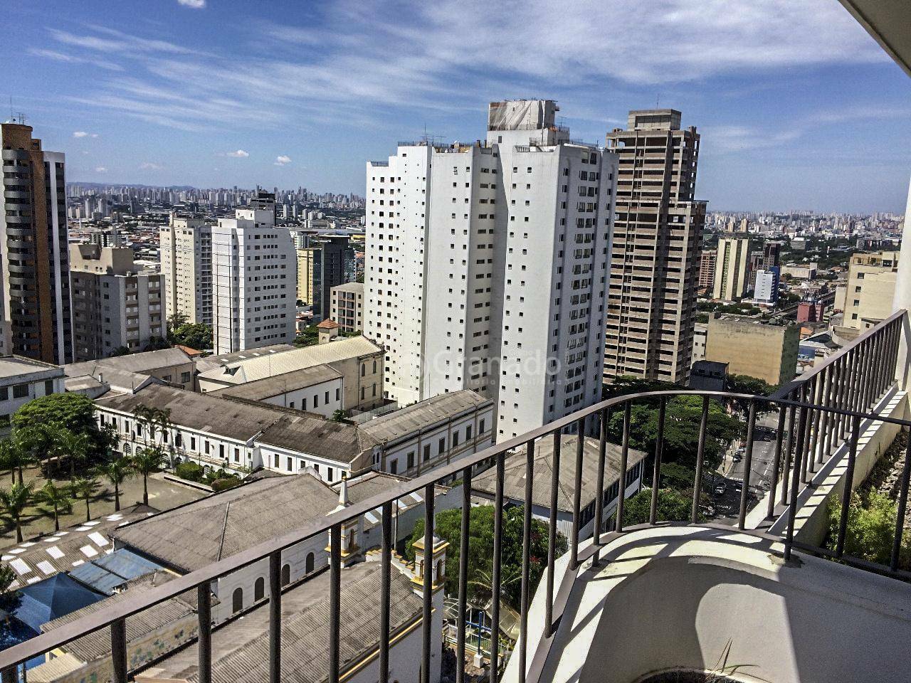 Apartamento à venda com 4 quartos, 210m² - Foto 7