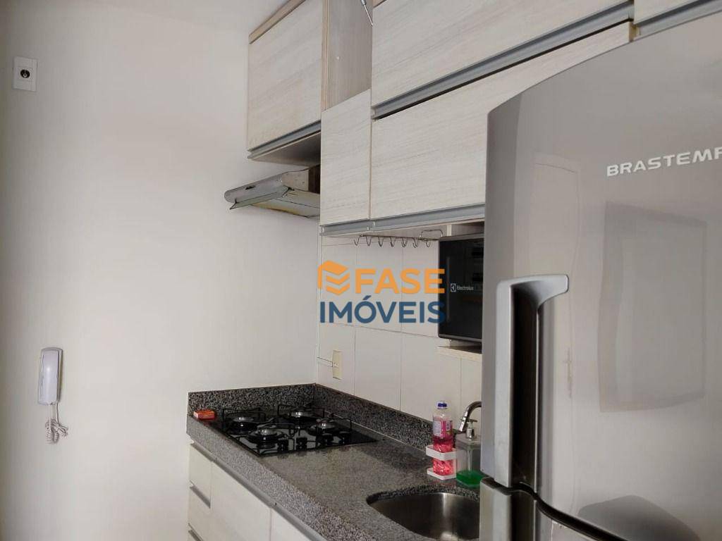 Apartamento para alugar com 2 quartos, 53m² - Foto 6