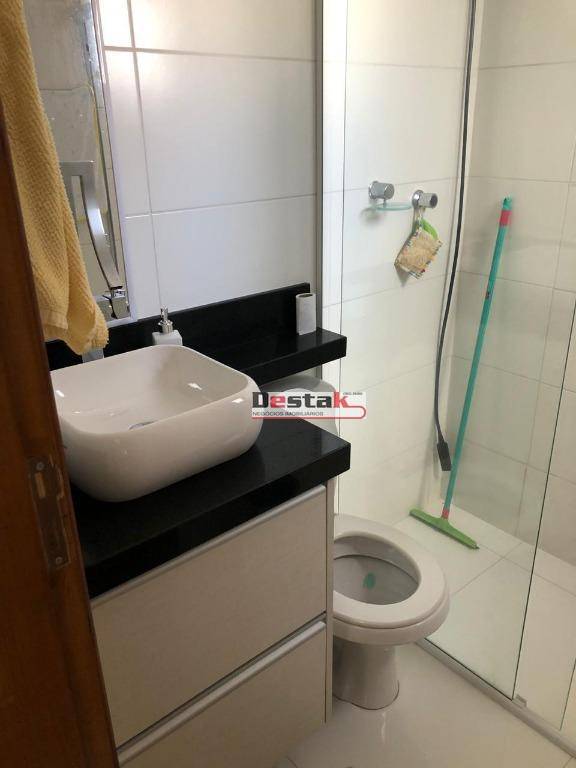 Apartamento à venda com 2 quartos, 110m² - Foto 1