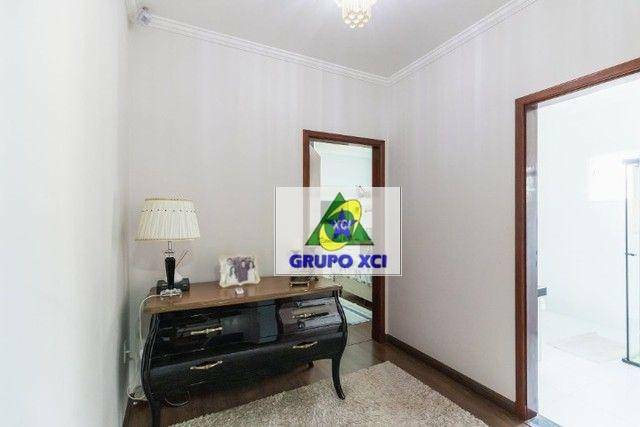 Casa à venda com 4 quartos, 268m² - Foto 13