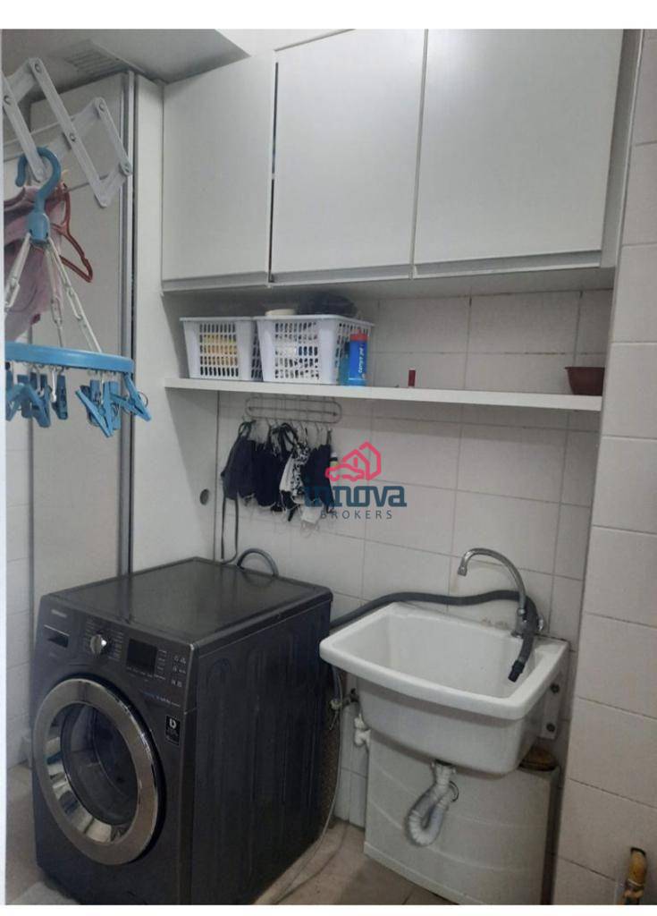 Apartamento à venda com 2 quartos, 83m² - Foto 17