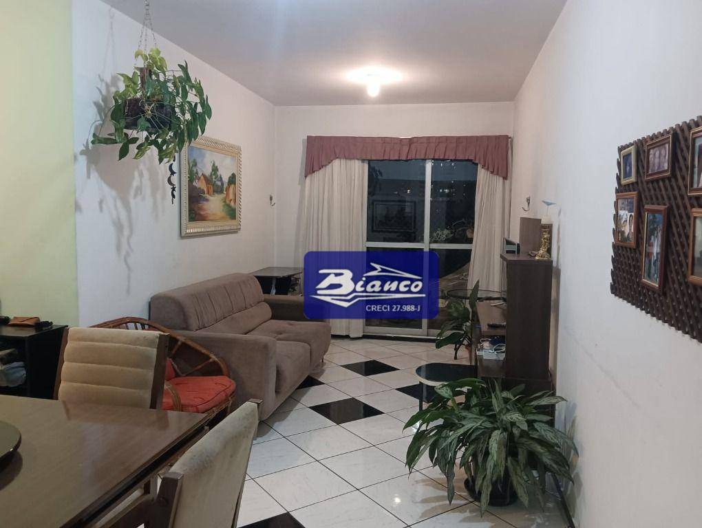 Apartamento à venda com 3 quartos, 93m² - Foto 27