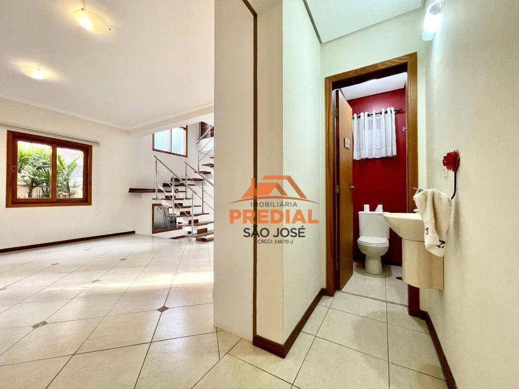 Casa de Condomínio à venda com 3 quartos, 280m² - Foto 9