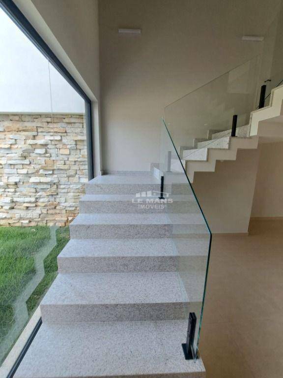 Casa de Condomínio à venda com 4 quartos, 330m² - Foto 22