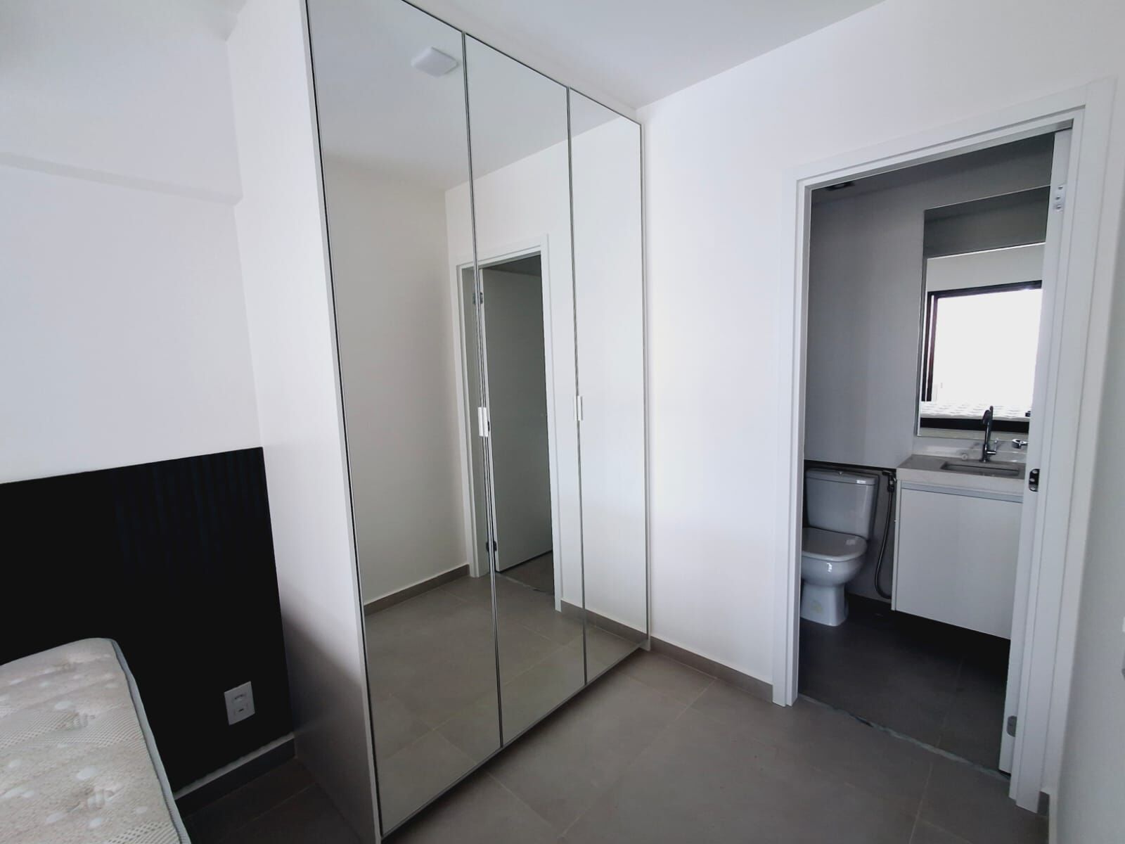 Apartamento para alugar com 1 quarto, 56m² - Foto 4