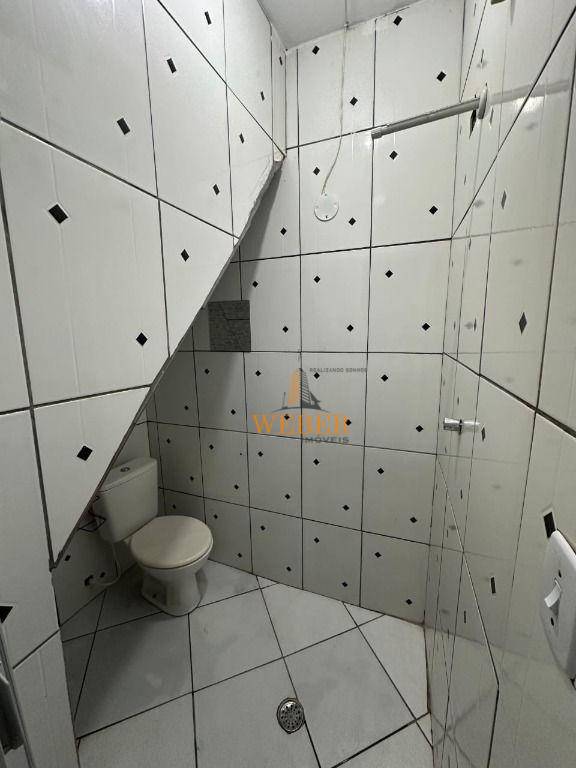 Sobrado à venda com 2 quartos, 190m² - Foto 12