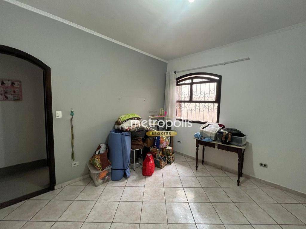 Casa à venda com 4 quartos, 240m² - Foto 16