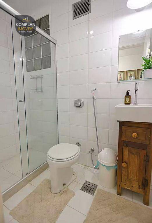 Apartamento à venda com 3 quartos, 130m² - Foto 14