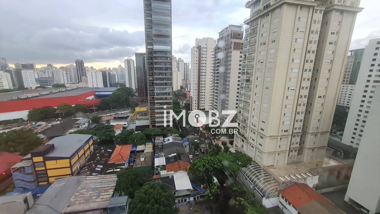 Apartamento à venda com 4 quartos, 246m² - Foto 5