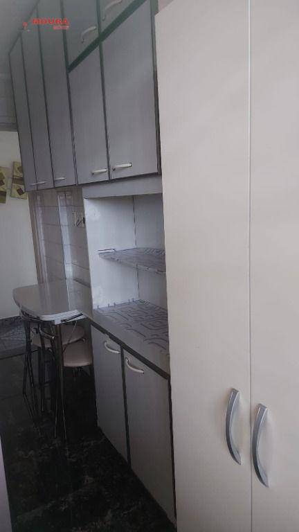 Apartamento à venda com 2 quartos, 52m² - Foto 11