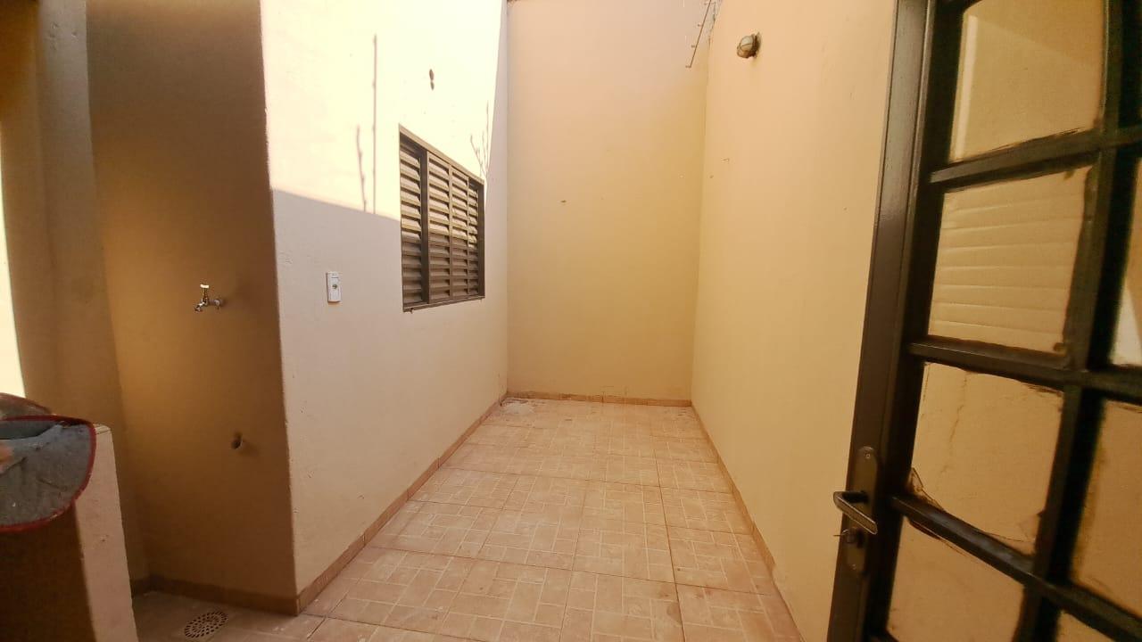 Casa para alugar com 3 quartos - Foto 8