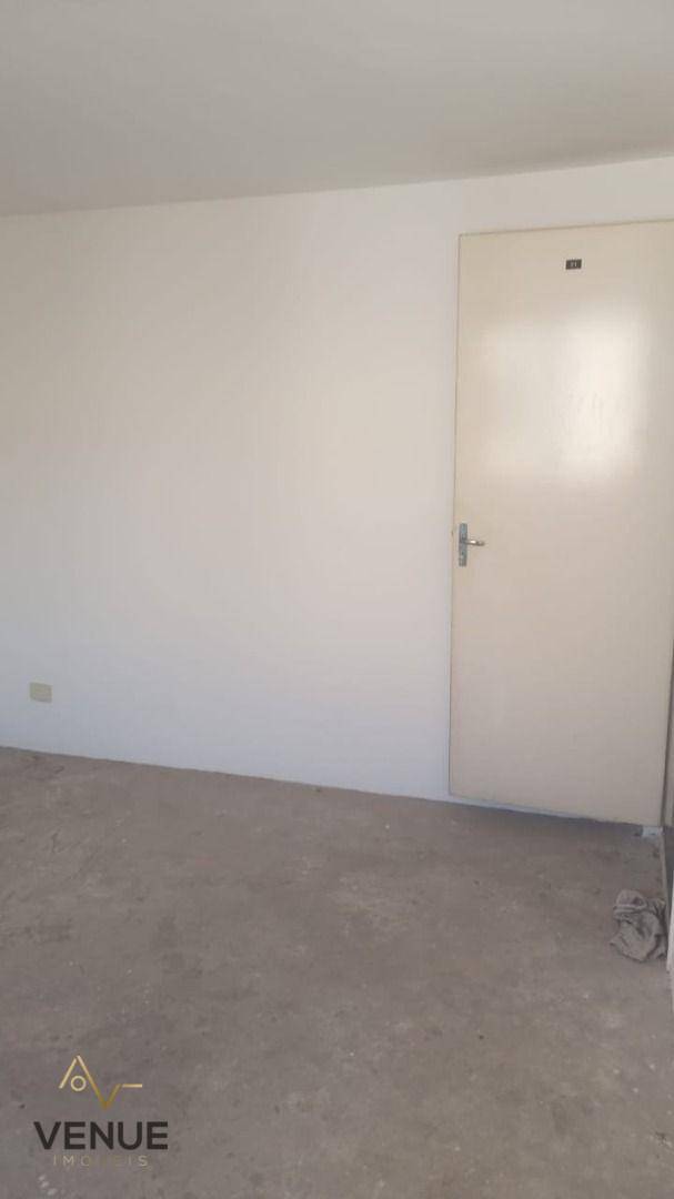 Apartamento à venda com 2 quartos, 40m² - Foto 18